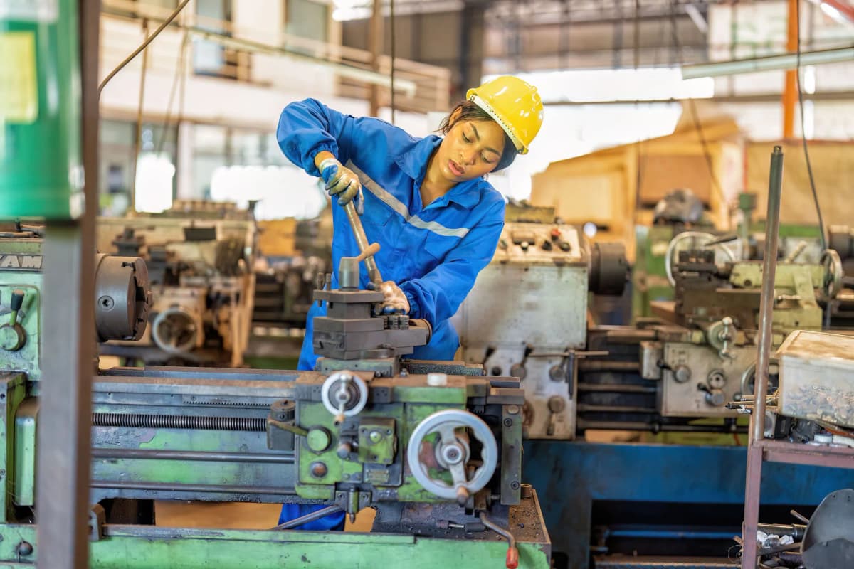 生産リードタイム短縮で競争力向上｜中小製造業の効果的な改善手法