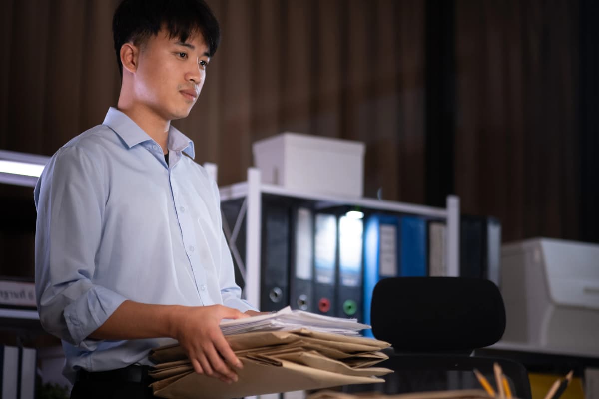 紙の注文書からの脱却:製造業が直面する受発注デジタル化の壁と突破口