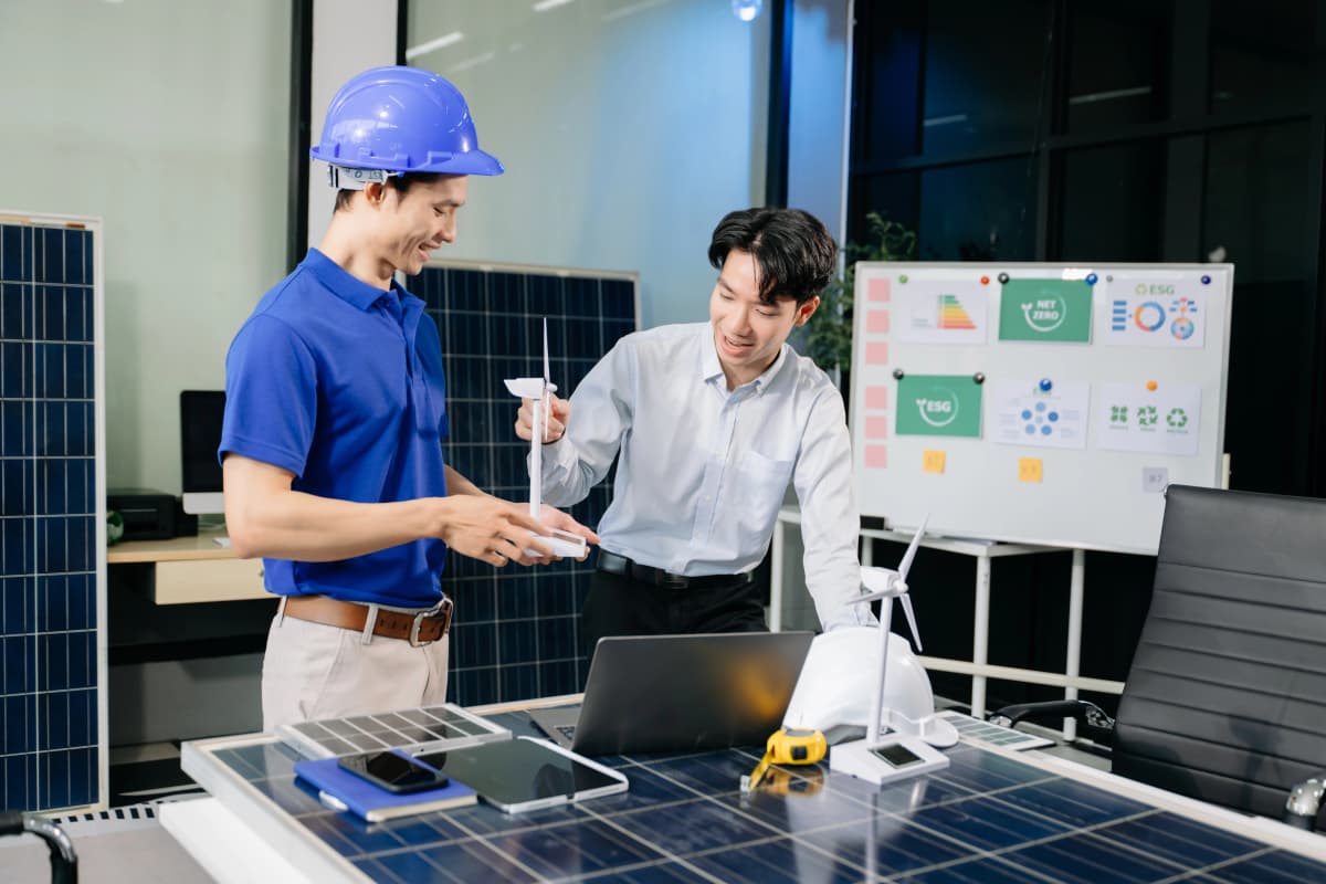 20年前の受発注システムから脱却|手入力地獄を解消して需要予測まで実現する標準機能型リプレイス戦略