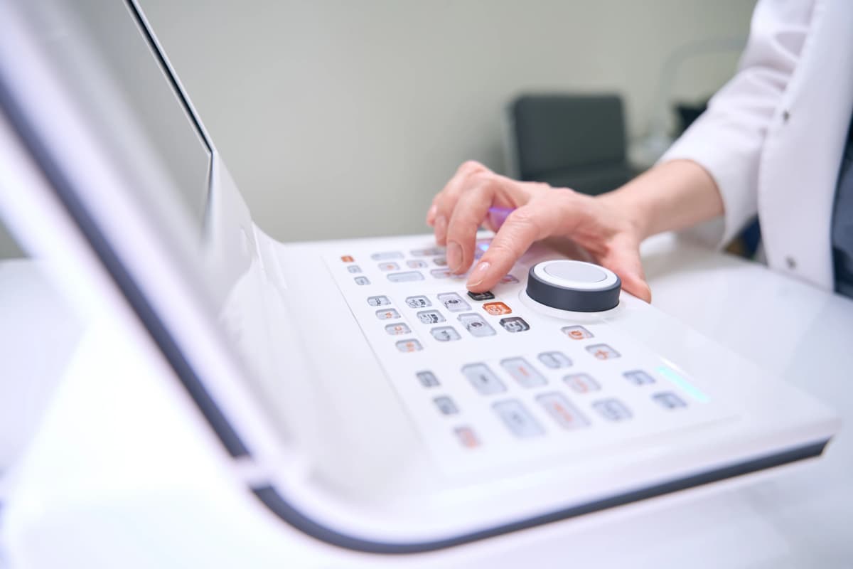 FAX受注の手入力を98%削減|AI-OCRで実現する受注データ自動化の最新事例【2026年版】